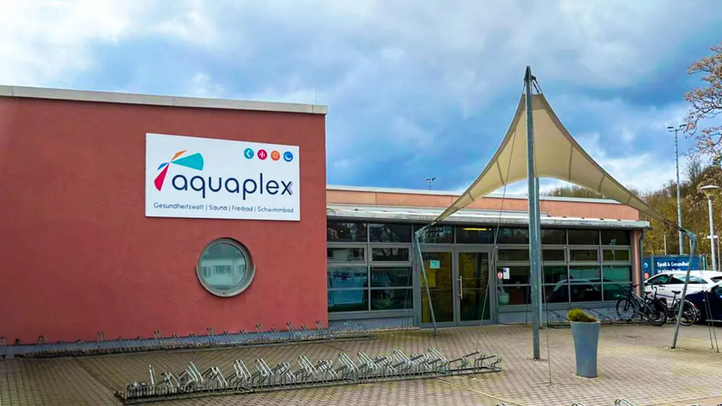 Eingangsbereich der Therme aquaplex